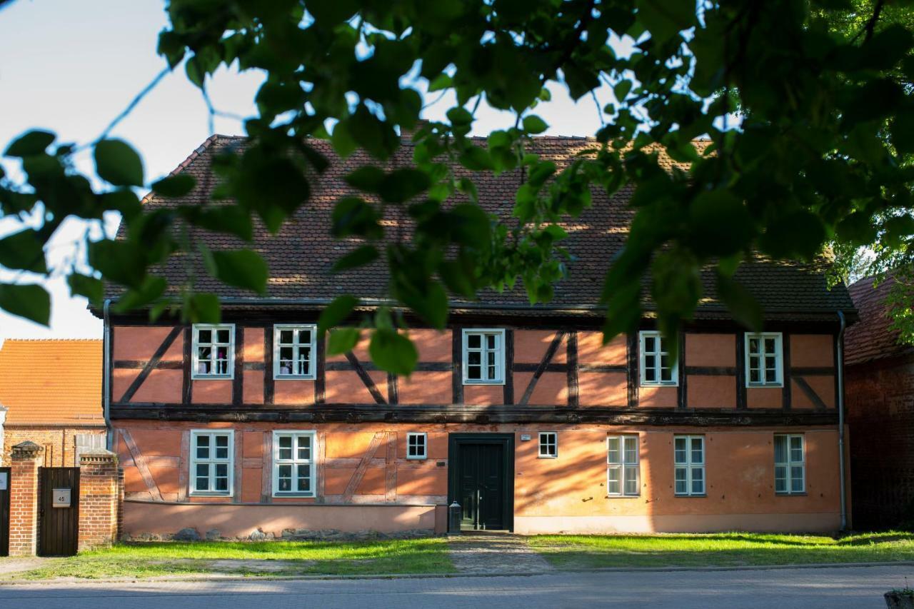 Lehnschulzenhof Viesen Vila Rogasen Exterior foto